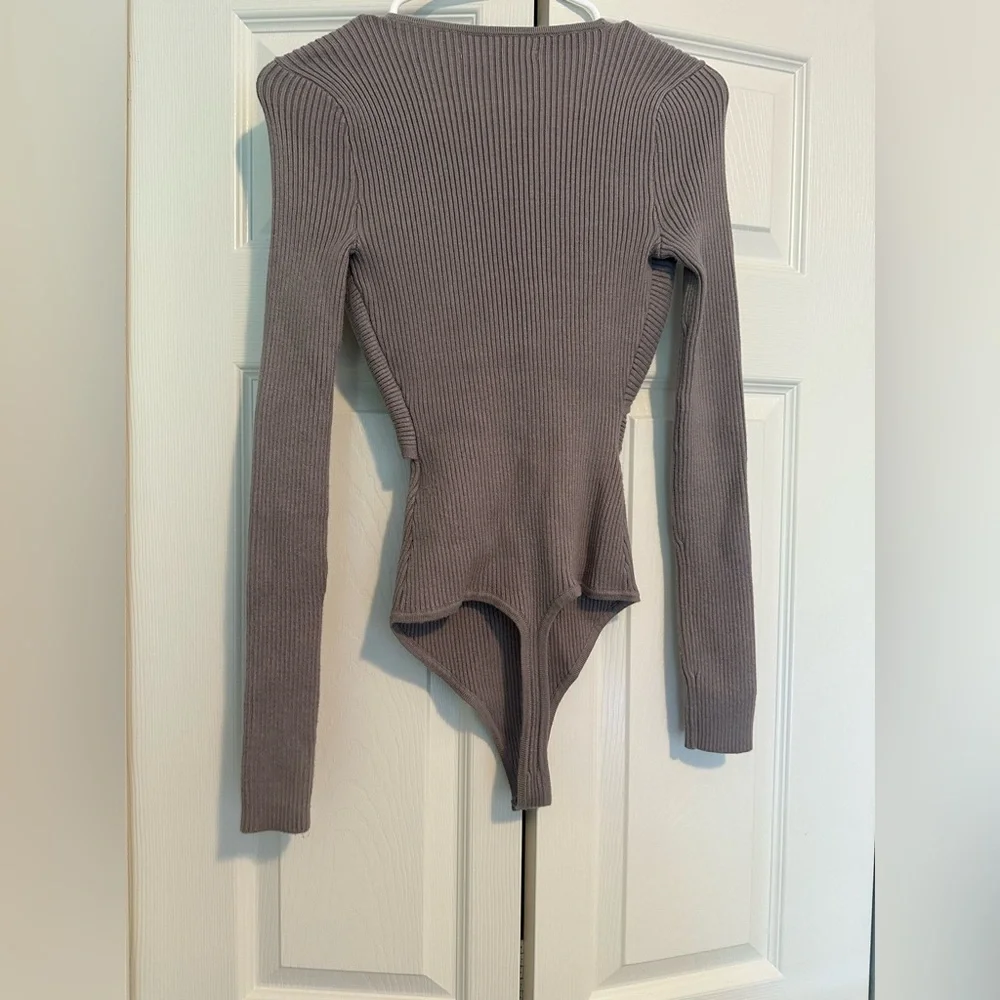 Abercrombie & Fitch Ribbed Knit Bodysuit